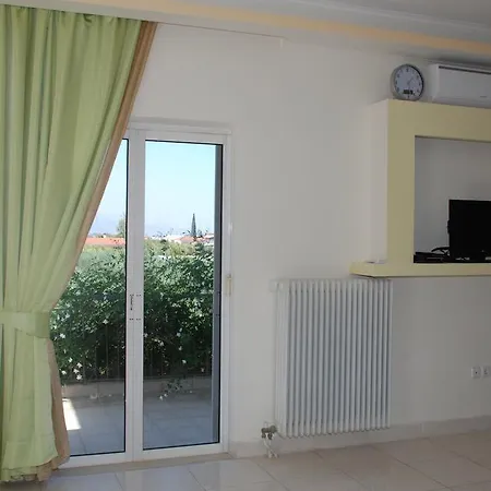 Apartment Kostas Family House *